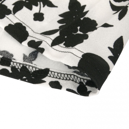 Vintage Black and White Patchwork Floral Print Round Neck Flying Sleeves High Waist Midi Dress N21376
