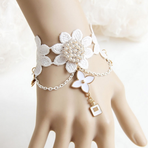 Vintage White Lace Wristband Pearl Embellishment Bracelet J17898