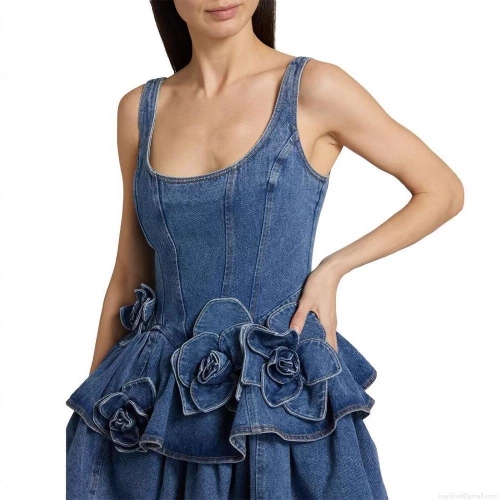 Women's Sexy 3D Denim Rose Flower Suspender Mini Dress Layered Ruffle Hem Back Zipper Slim Fit Denim Sundress For Party Night Club Summer Fashion