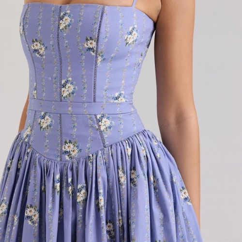 Women's French Elegant Floral Cami Maxi Dress Sleeveless High Waist Lace Stitching Slim Fit Daisy Print Summer Long Gown For Party Vacation Sweet