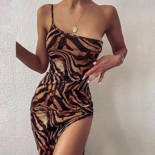 Women Tiger Print One Shoulder Maxi Dress Sexy High Slit Bodycon Long Dress Polyester Spandex Sleeveless Evening Party Clubwear Summer Vacation