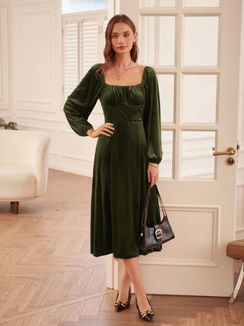French Vintage Velvet Midi Dress Square Neck Puff Sleeve Slim Fit A-Line Solid Dark Green Elegant Party Dress For Women