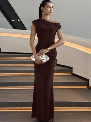 Sexy Off-Shoulder Ruched Maxi Dress For Women Elegant Solid Chocolate Brown Polyester Spandex Slim Fit Sleeveless Evening Party Gown