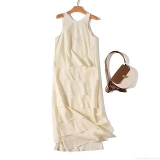 Women Sleeveless Round Neck Tiered Maxi Dress Solid Color Pleated Texture Cotton Nylon Blend Elegant Chic Summer Dress for Daily Wear Vacation