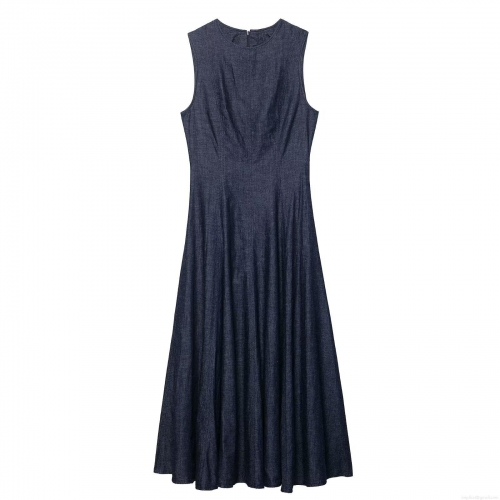 Women's Sleeveless Round Neck Denim Midi Dress Casual Slim Fit A-Line Flared Dark Blue Long Dress For Summer Daily Wear