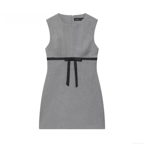 Women's Elegant Grey Satin Texture Mini Dress With Black Bow Knot Sleeveless Deep V Neck Celebrity Style Party Club Fashion Short Dress
