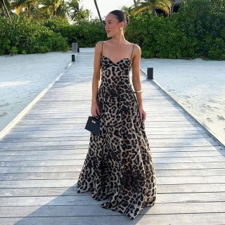 Women's Sexy Leopard Print Camisole Maxi Dress Sleeveless V-Neck Slim Fit A-Line Long Beach Summer Vacation Dress Made of Polyester and Spandex