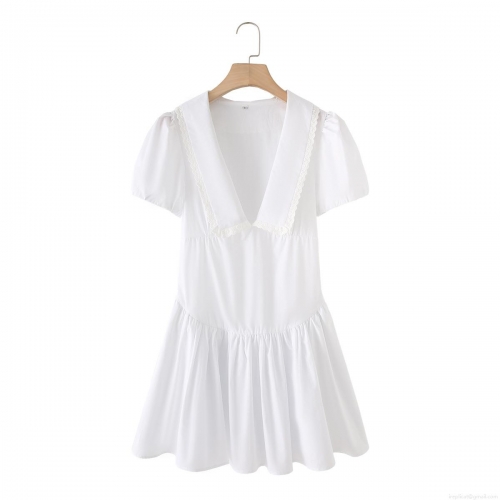Women's White Cotton Poplin V-Neck Mini Dress With Lace Trim Short Puff Sleeve Elegant Solid Color Pleated Summer Fashion Dress