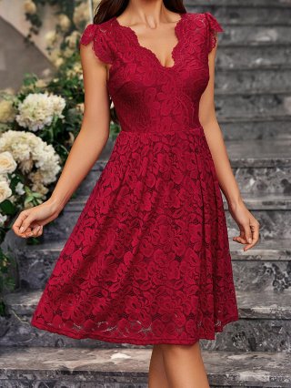 Women's Elegant V-Neck Sleeveless Lace Mini Dress Wine Red A-Line Homecoming Prom Cocktail Party Dress Made Of Polyester And Spandex