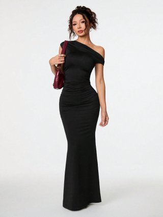Women Sexy Elegant Slant Neck One Shoulder Ruched Bodycon Maxi Dress Solid Color Polyester Elastane Evening Party Gown Dress