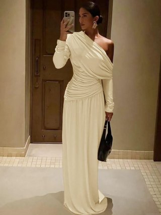Women's Sexy One Shoulder Long Sleeve Ruched Maxi Dress Elegant Bodycon Polyester Spandex Solid Color Party Evening Gown For Ladies