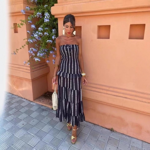 Women's Strapless Striped Maxi Dress Bohemian Tiered Ruffle Long Dress Summer Vacation Beach Party Polyester Strapless Tube Top Dress
