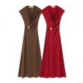 Women Elegant Sleeveless Pleated Maxi Dress V-Neck Drape Neck Solid Color Slim Fit Evening Party Dress With Gold Metal Buckle