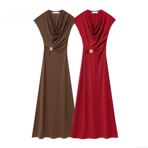 Women Elegant Sleeveless Pleated Maxi Dress V-Neck Drape Neck Solid Color Slim Fit Evening Party Dress With Gold Metal Buckle