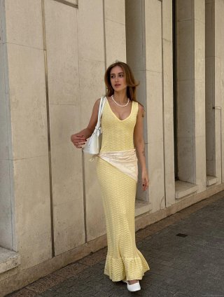 Women Sexy Knitted Maxi Dress Sleeveless V Neck Bodycon Fishtail Long Dress French Vintage Elegant Crochet Party Sun Dress For Summer Ladies