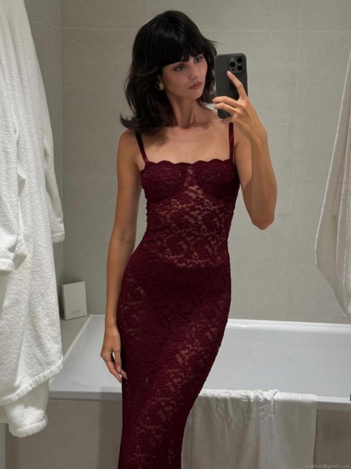 Women's Sexy Lace Maxi Dress Off-The-Shoulder Spaghetti Strap Slim Fit Bodycon Evening Gown For Wedding Party Clubwear Summer Sleeveless Elegant Long Dress