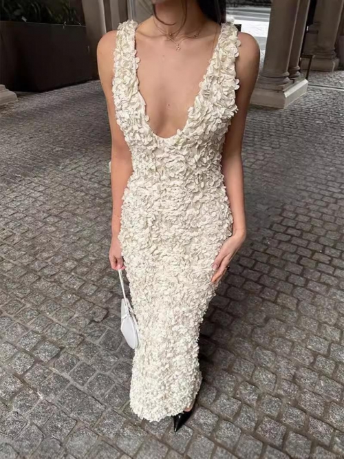 Women's Sexy Deep V-Neck Sleeveless Maxi Dress 3D Floral Applique Textured Evening Party Gown Elegant Slim Fit Celebrity Style Dress