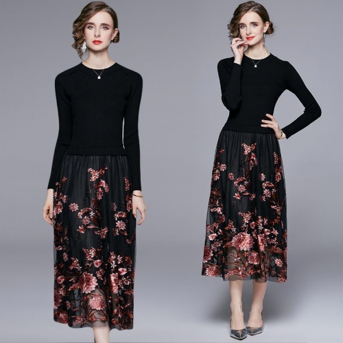 Women's Elegant Long Sleeve Knit Splicing Maxi Dress With Heavy Floral Embroidery Mesh Swing Skirt Retro Slim Fit Round Neck Evening Party A-Line Dress