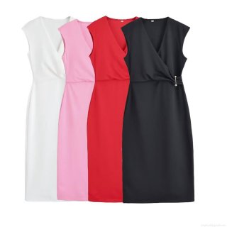 Women's Sexy V Neck Sleeveless Midi Dress Polyester Spandex Elegant Pleated High Waist Slim Fit Dress With Gold Metal Pin Decoration Summer Casual Party Dress