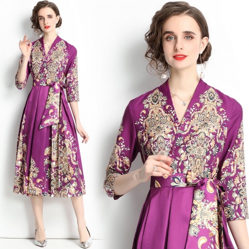 Elegant Purple Palace Style Paisley Print V-Neck Midi Dress French Retro Women 3/4 Sleeve Satin Finish High Waist Slimming Party Dress For Wedding Guest Dinner Lady