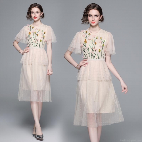Women's Elegant Apricot Mesh Embroidered Midi Dress Mesh Patchwork Floral Sequin Layered Cake Dress For Party Wedding Cocktail Casual Short Sleeve Ruffle Dress
