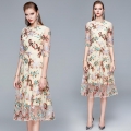 Elegant Women's Floral Embroidered Mesh Midi Dress Vintage Round Neck Short Sleeve A-Line Party Wedding Evening Prom Dress With Lining