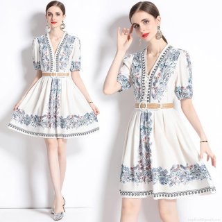 French Retro V-Neck Floral Print Midi Dress With Straw Belt Acetate Fiber Short Puff Sleeve A-Line Button Front Summer Dress For Women Elegant Vacation Style