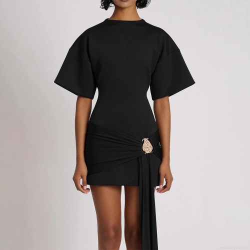 Sexy Women Bodycon Mini Dress Round Neck Short Sleeve Ruched Dress With Metal Buckle Decoration Ribbon Hem Party Club Streetwear Dress