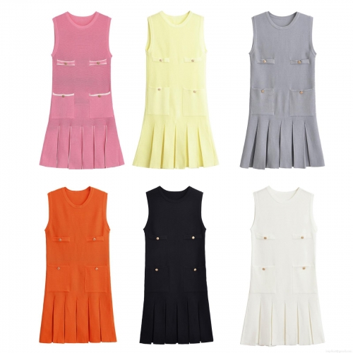 Women's Sleeveless Knit Mini Dress Round Neck Pleated Hem Dress With Decorative Gold Buttons Elegant Summer Vest Dress For Casual Streetwear Party