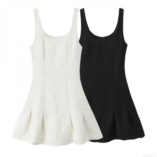 French Retro Tweed Sleeveless Mini Dress Women Square Neck Wool Blend Pleated Hem A-Line Short Skirt Elegant Party Wear Dress