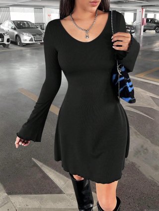 Women's Sexy Ribbed Knit Long Sleeve Mini Dress Polyester Elastane Blend Slim Fit Bodycon Dress U-Neck High Waist Pullover Short Dress for Fall Winter Daily Dating Party