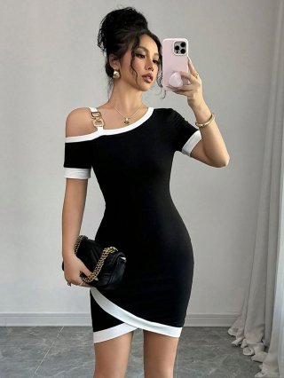 Women's One Shoulder Bodycon Dress Asymmetrical Contrast Piping Mini Dress With Metal Buckle Slim Fit Elegant Party Evening Knit Short Dress