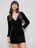 Women Sexy Black Velvet Mini Dress Deep V Neck Lace Patchwork Long Sleeve Bodycon Party Short Dress For Women Elegant Celebrity Style Autumn Winter Night Out