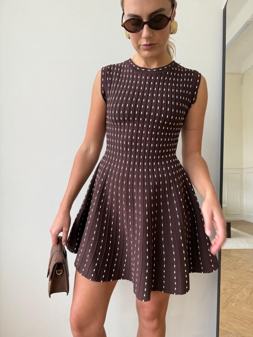 Women's Elegant Polka Dot Knitted Mini Dress Sleeveless Round Neck A-Line Slim Fit Cotton Acrylic Blend Knit Dress Summer Party Vacation Fashion