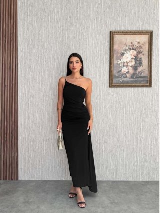 Sexy One Shoulder Ruched Maxi Dress Women Asymmetrical Irregular Hem Slim Fit Evening Party Gown Milk Silk Bodycon Dress