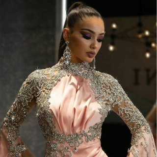Luxury High Neck Sequin Satin Evening Gown For Women Elegant Coral Pink Long Cloak Sleeve Side Slit Formal Party Dress Silver Embroidery Wedding Gala Maxi Gown