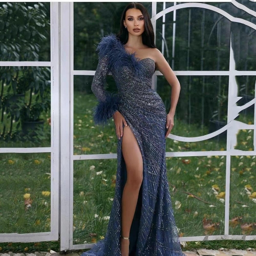 Elegant Dark Blue Sequin One Shoulder Evening Gown With Feather Trim High Slit Single Long Sleeve Maxi Prom Dress For Women Formal Party Gala Wedding Host Vestido
