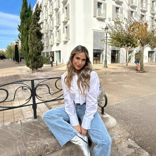 Women's Fashion Cropped Long Sleeve Shirt Casual Solid Color Button Down Blouse With Double Pockets Workwear Style Woven Polyester Tops For Women