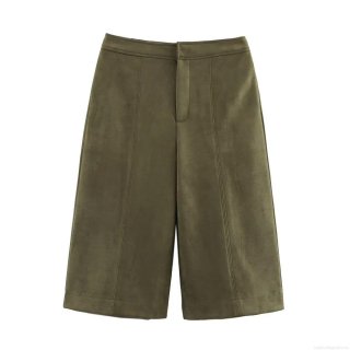 Women's High Waist Faux Suede Shorts Army Green Wide Leg Knee Length Shorts Casual Straight Shorts With Pockets For Women Autumn Fashion