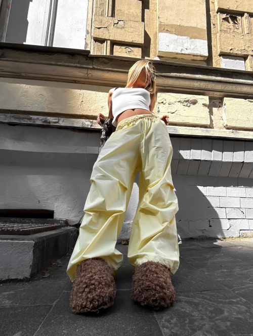 Women's Loose Parachute Pants Streetwear Wide Leg Elastic Waist Drawstring Multi-Pockets Casual Summer Woven Polyester Trousers For Women Trendy