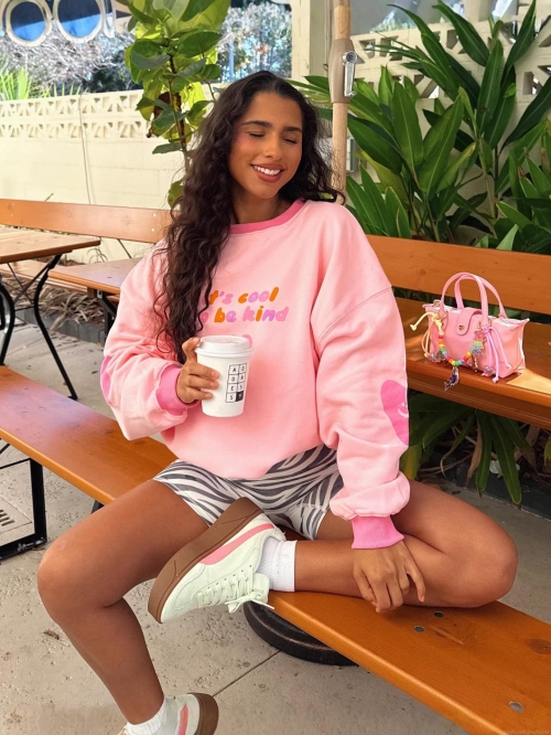 Women's 100% Cotton Pink Letter Print Sweatshirt Casual Loose Round Neck Long Sleeve Pullover Top Streetwear With Heart Kind Slogan