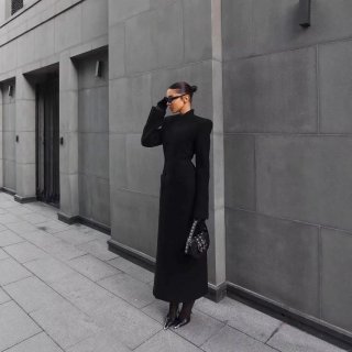 Women's British Style Long Woolen Coat Single Breasted V-Neck Padded Shoulder Elegant Solid Color Polyester Blend Overcoat Outerwear For Autumn Winter