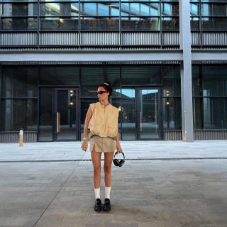 Women's Workwear Sleeveless Vest Jacket Loose Fit Polyester Zip Up Waistcoat Pockets Ruffled Hem Solid Color Streetwear Outerwear Ladies Casual Daily Wear