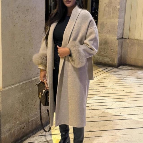 Women's Long Woolen Overcoat With Faux Fur Cuffs Elegant British Style Tie-Up Belt Coat Winter Warm Slim Fit Outerwear For Women Oatmeal Grey