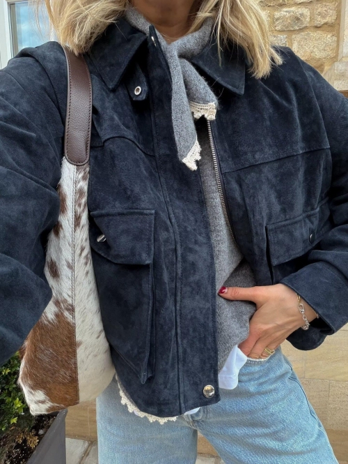 Women's Fashion Street Style Suede Jacket Loose Long Sleeve Outerwear Top With Cargo Pockets And Metal Buttons For Daily Casual Wear