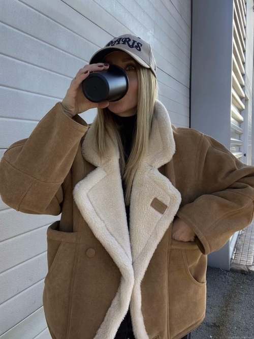 Women's Retro Faux Suede Shearling Jacket Warm Loose Lapel Coat Winter Streetwear Faux Fur Lined Thick Solid Color Button Outerwear With Pockets