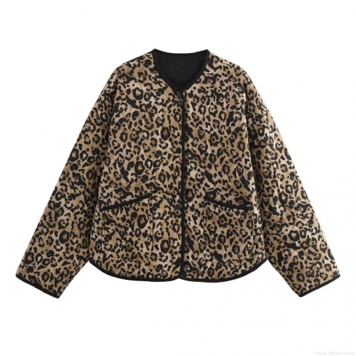 Women's Leopard Print Quilted Jacket Round Neck Button Down Lightweight Padded Coat With Pockets Casual Long Sleeve Outerwear Fashion Streetwear Street Style Coat