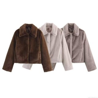 Women Fashion Faux Fur Coat Lapel Collar Long Sleeve Polyester Peluche Jacket Casual Warm Short Winter Outerwear With Pockets For Ladies