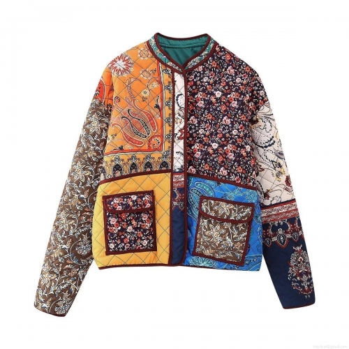 Women's Bohemian Quilted Patchwork Jacket Vintage Paisley Floral Print Light Padded Coat Round Neck Loose Long Sleeve Outerwear Warm Fall Winter Cotton Jacket
