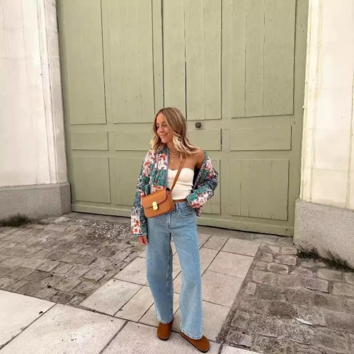 Women Vintage Bohemian Floral Quilted Jacket Patchwork Long Sleeve Stand Collar Open Front Cotton Padded Coat Casual Retro Ethnic Style Outerwear